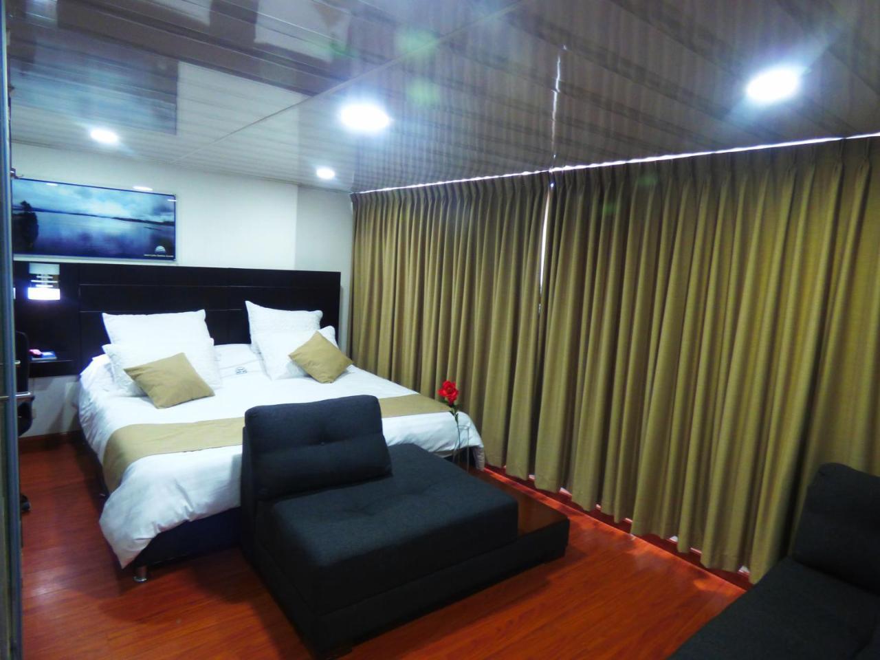 Suite Santa Lucia Hotel Boutique Sogamoso Exterior photo